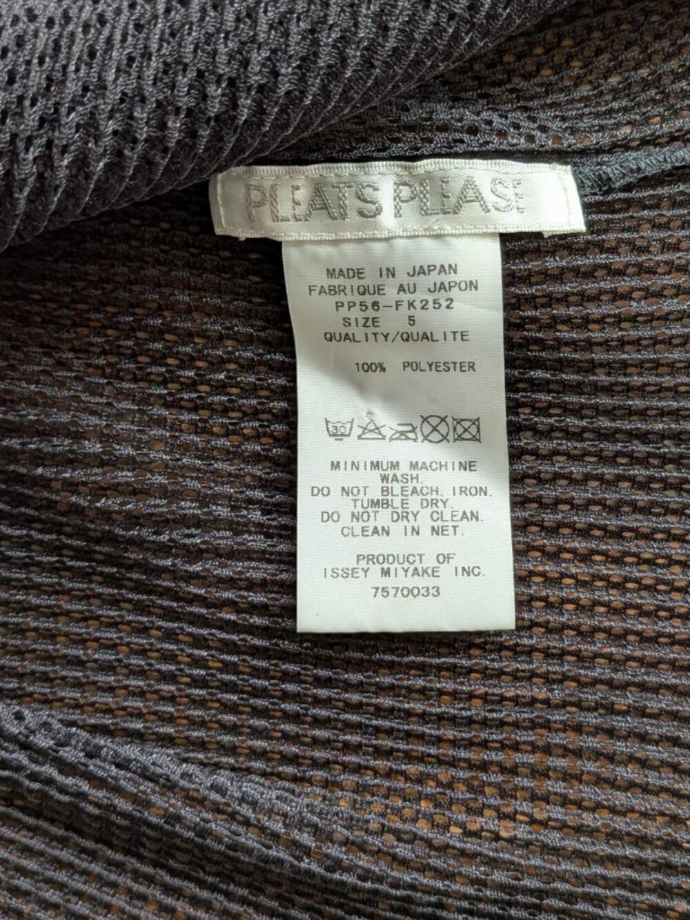 Pleats Please Issey Miyake Black Boxy Cropped Pleated Top Size 5 - Picture 4 of 4